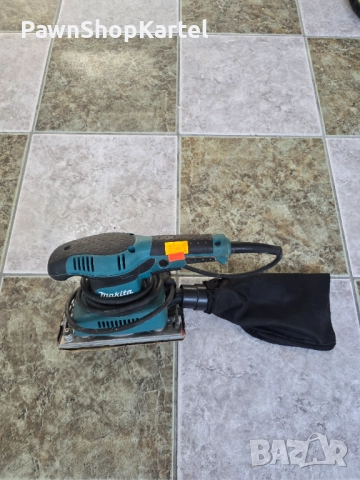 Продавам виброшлайф Makita BO3711