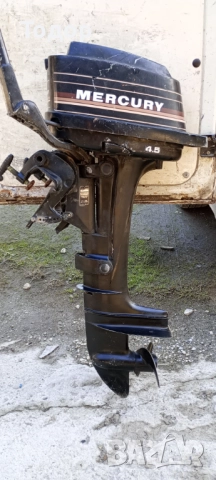 Продавам извънбордов двигател Mercury 4,5HP, 2т, внос от Италия
