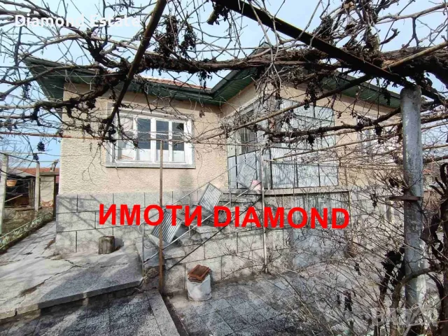 Двуетажна къща в село Върбица общ. Димитровград