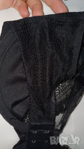 Triumph черен сутиен 75F, снимка 7 - Бельо - 51617567