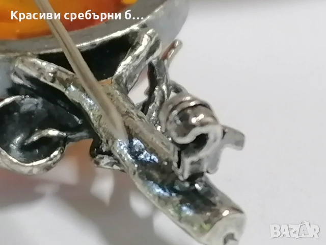 Винтидж сребърна брошка с балтийски кехлибар. , снимка 6 - Колиета, медальони, синджири - 54279980