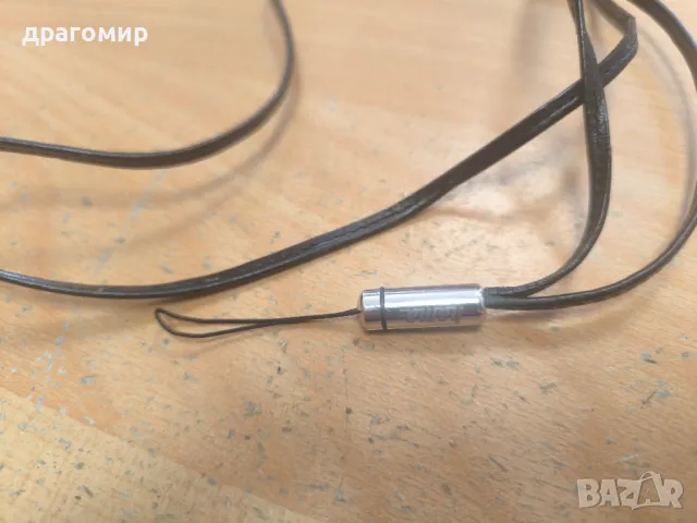 hama каишка за фотоапарат , снимка 2 - Чанти, стативи, аксесоари - 49929348