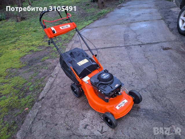 Косачка Briggs Oleo-mac 5к.с.самоходна с кош мулчираща, снимка 4 - Градинска техника - 54009741