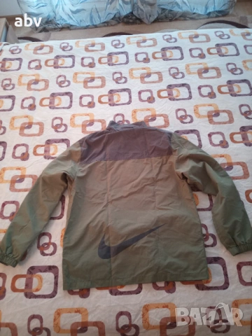 Оригинална Ветровка Яке Горница Nike Найк, снимка 2 - Якета - 53785167