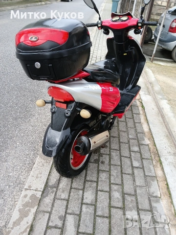 китайски скутер Junway YY50QT-28, снимка 11 - Мотоциклети и мототехника - 53438642