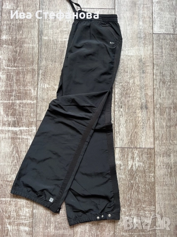 Уникален оригинален спортен черен панталон долнище Nike Найк класически модел , снимка 3 - Спортни дрехи, екипи - 51700430