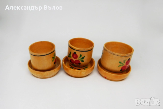 Комплект от Tри Mиниатюрни Дървени Чаши Подложки, снимка 4 - Други ценни предмети - 52622541