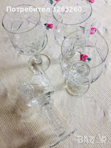 Български кристални чаши за вино от соц време, снимка 4 - Чаши - 45743500