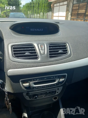 Renaut Megane IV, снимка 11 - Автомобили и джипове - 50889661