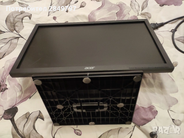 Продавам монитор ACER 19", снимка 2 - Монитори - 53363393