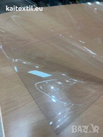 Силиконов протектор за маса Прозрачен