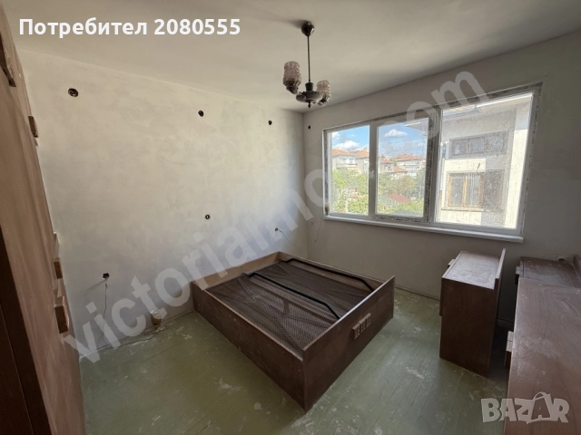 Просторен етаж с гараж, склад, сутерен и таван!, снимка 12 - Етаж от къща - 51962578