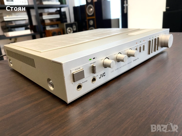 Транзисторен усилвател JVC, снимка 5 - Ресийвъри, усилватели, смесителни пултове - 54055363