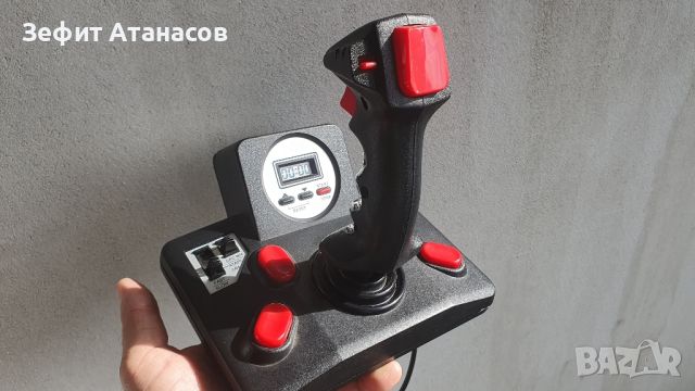 ATARI джойстик контролер