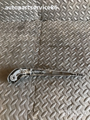 рамо - задна чистачка за Volvo V50 2.0D (2003-2008) 30753072, снимка 3 - Части - 53832843