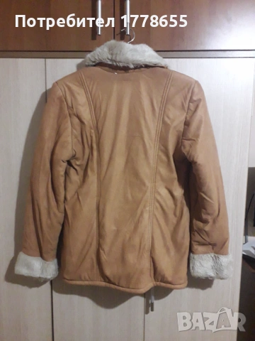 Дамско късо палто и яке, снимка 2 - Якета - 53619191