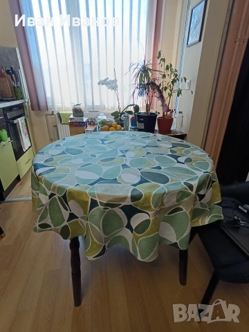 Трапезна маса и 4 бр трапезни столове ! , снимка 2 - Столове - 54093646