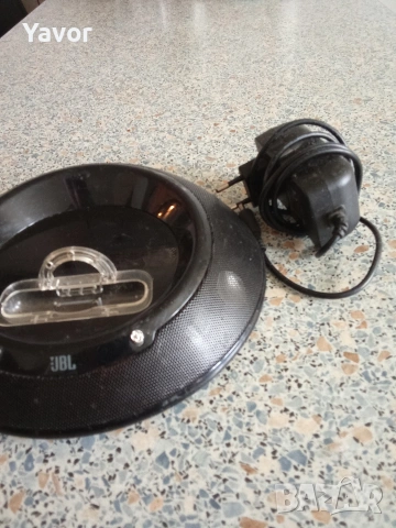 Док станция/колонка JBL On Stage IIIP, снимка 3 - Слушалки и портативни колонки - 54064098