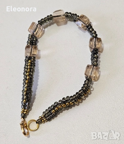 Гривни от мъниста, снимка 8 - Гривни - 53207910