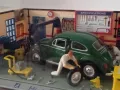 Diorama Garage 1:43 Schuco, Cararama, Диорама гараж Porsche, VW, снимка 4