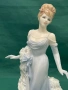 Порцеланова статуетка Coalport, снимка 7