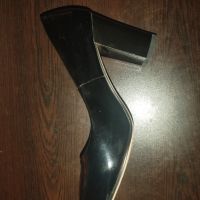 Дамски обувки с ток, снимка 1 - Дамски елегантни обувки - 45155955