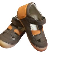 Сандали Kickers, снимка 1 - Детски сандали и чехли - 45256061
