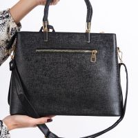 Черна дамска чанта за рамо D i a r d i черен/син цвят "лукс", снимка 4 - Чанти - 45766440