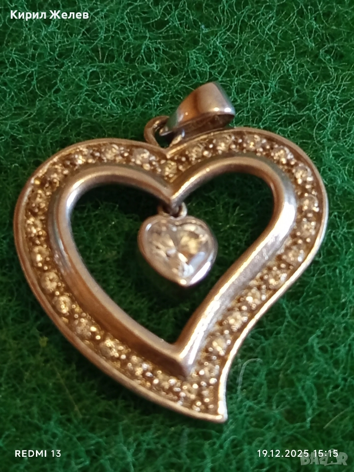 Романтична сребърна висулка във формата на сърце с инкрустирани кристали 31244, снимка 1