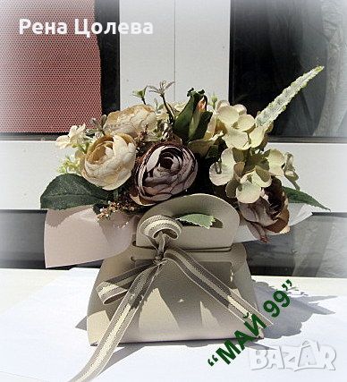 Кожена чантичка с цветя, снимка 1