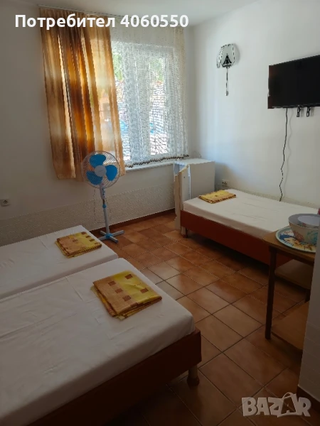 Уютна стая с три единични легла, снимка 1