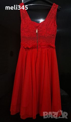 Дамска рокля М-Л размер, снимка 3 - Рокли - 46410512