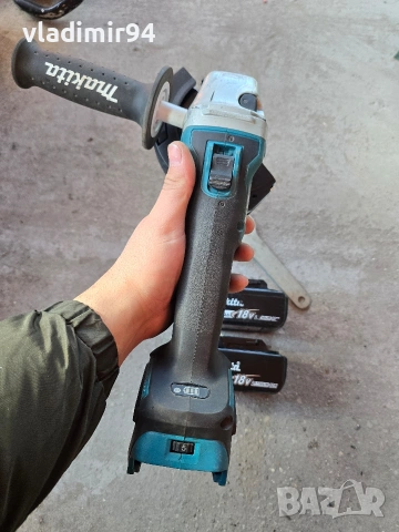 Makita DGA511 Безчетков ъглошлайф, снимка 2 - Ъглошлайфи - 53704875
