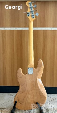 Fender Squier classic vibe 70's Jazz Bass V бас китара, снимка 2 - Китари - 45205273