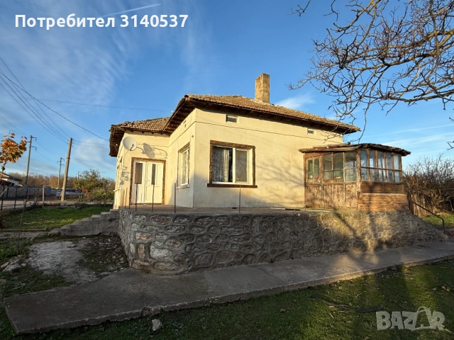 Частично ремонтирана къща само на 20км от Морският бряг в Дуранкулак, снимка 2 - Къщи - 53833142