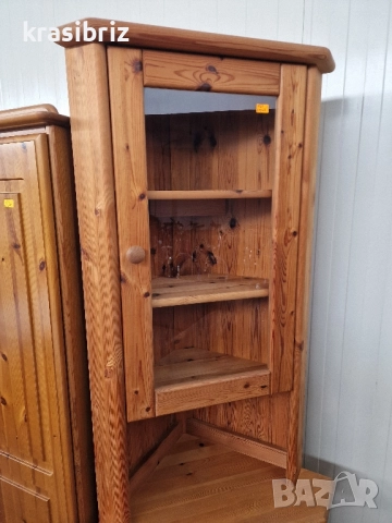 Масивна Витрина с Осветление- внос от Германия! , снимка 3 - Секции и витрини - 52164718