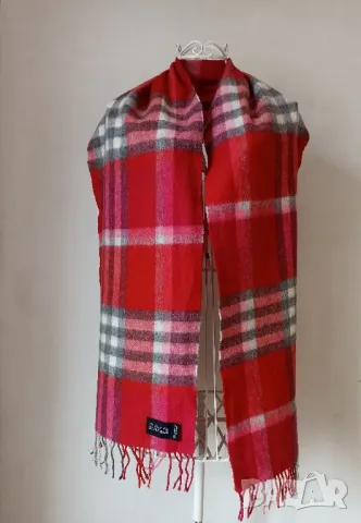 Дамски шал The Royal Mile, снимка 3 - Шалове - 49892605