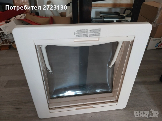 люк за кемпер каравана Dometic, снимка 4 - Аксесоари и консумативи - 52060899