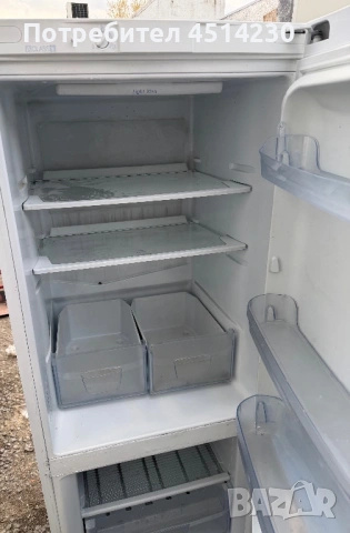 Хладилник Indesit с долен фризер – 150 см / 60 см, снимка 2 - Хладилници - 54175893