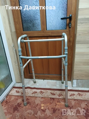 Продавам проходилка