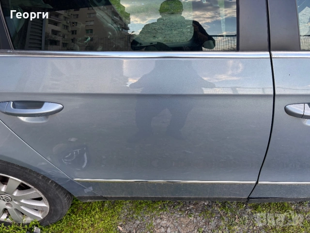 Задна дясна врата Пасат б6 комби без забележка