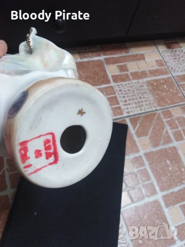 порцеланова фигура на жена , снимка 2 - Статуетки - 53141151