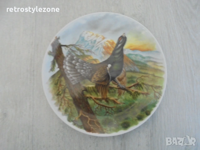№ 8534 Винтидж порцеланово пано с птица – Kaiser Germany  