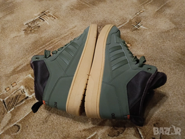 Почти нови топли оригинални мъжки зимни кецове Adidas 44 ти номер Зелени, Еко кожа, Полар, снимка 8 - Мъжки боти - 52805773
