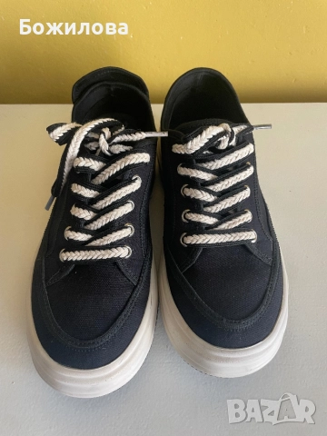 Дамски кецове