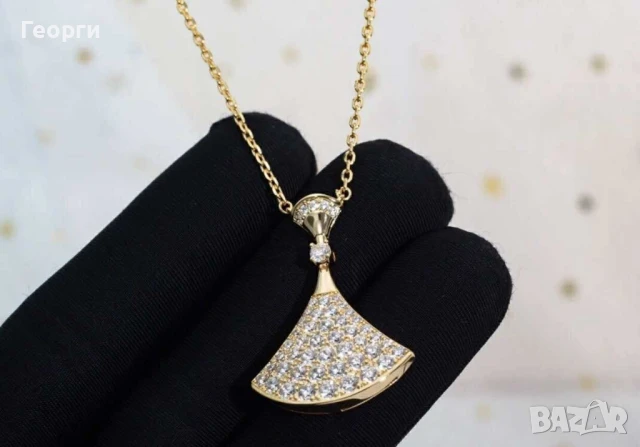 Bvlgari Divas колие с мойсанити 