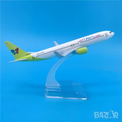 Бойнг 737 самолет модел макет Jin Air метален нискотавифна авиокомпания полетите летище, снимка 6 - Други - 49441859