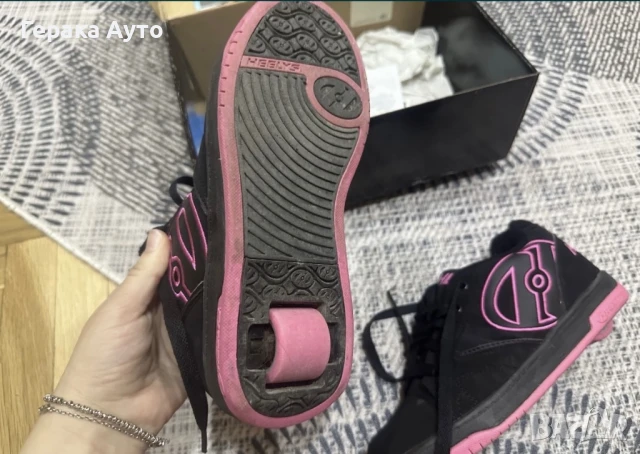 Обувки с колелца Heelys 36.5, снимка 3 - Детски маратонки - 50717065