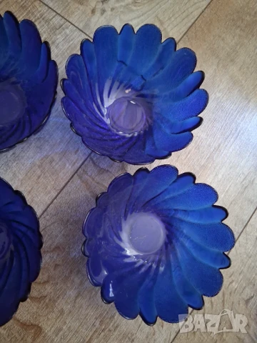 Синьо стъкло 4 бр. купучки, снимка 7 - Сервизи - 51236115