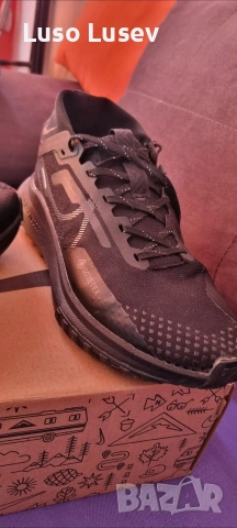 Продавам Nike Core-Tex, снимка 6 - Маратонки - 53588513